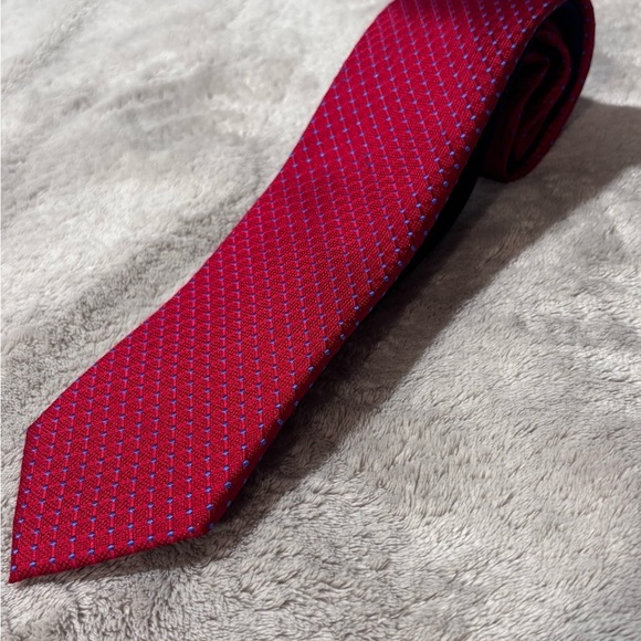 Tommy Hilfiger Other - Tommy Hilfiger Red Tie with Blue Accents